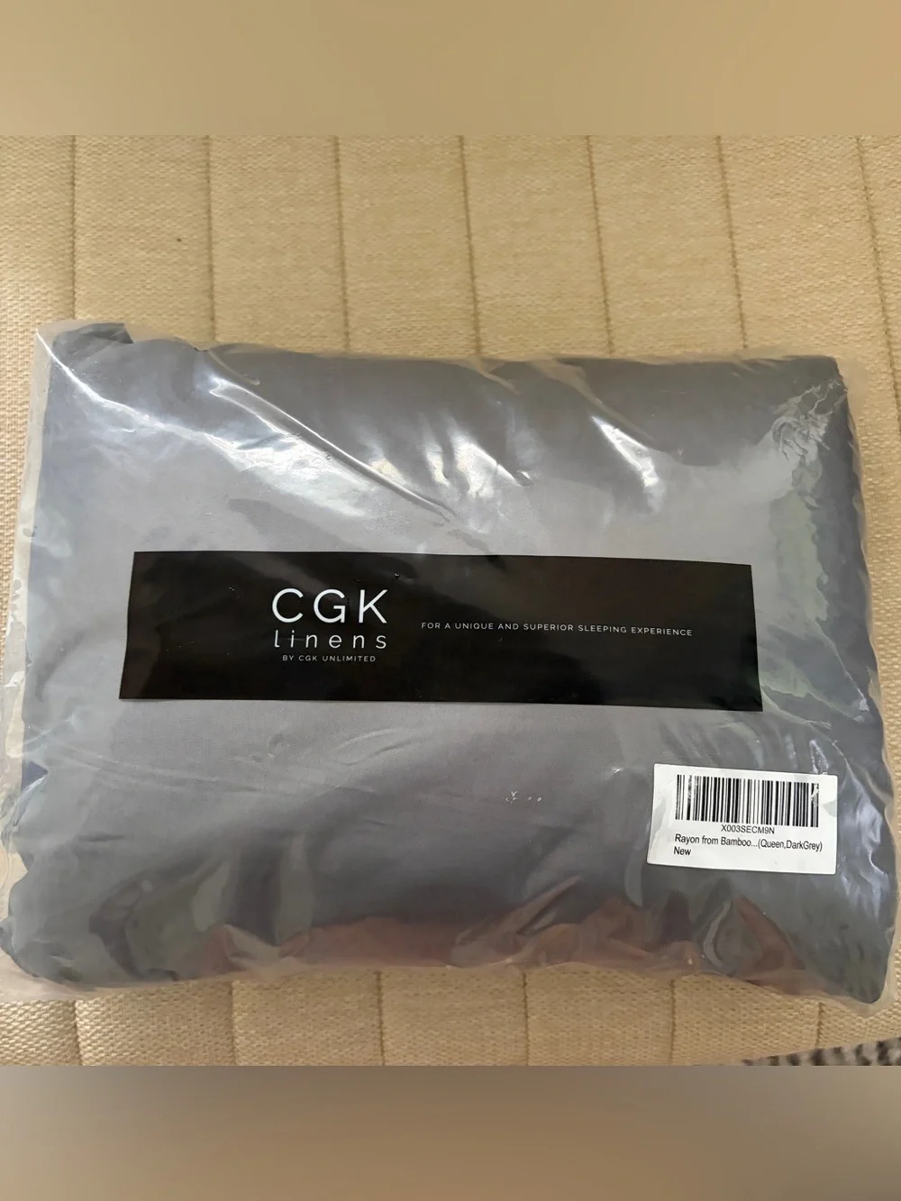 Que Dark Gray Bamboo Cooling Sheet Set - Smooth Breathable Bedding
